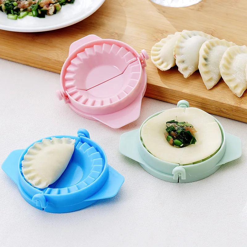 Plastic Dumpling Mold Dough Press