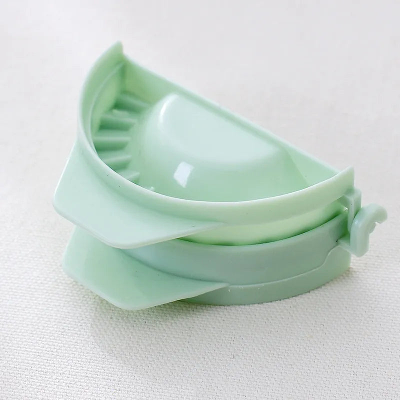 Plastic Dumpling Mold Dough Press