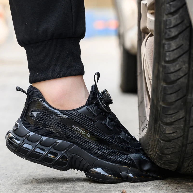 Men Rotating Button Work Sneakers