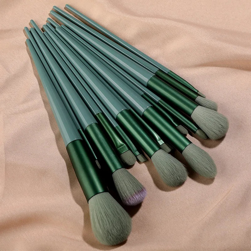 13/8Pcs Soft Fluffy Makeup Brushes Set