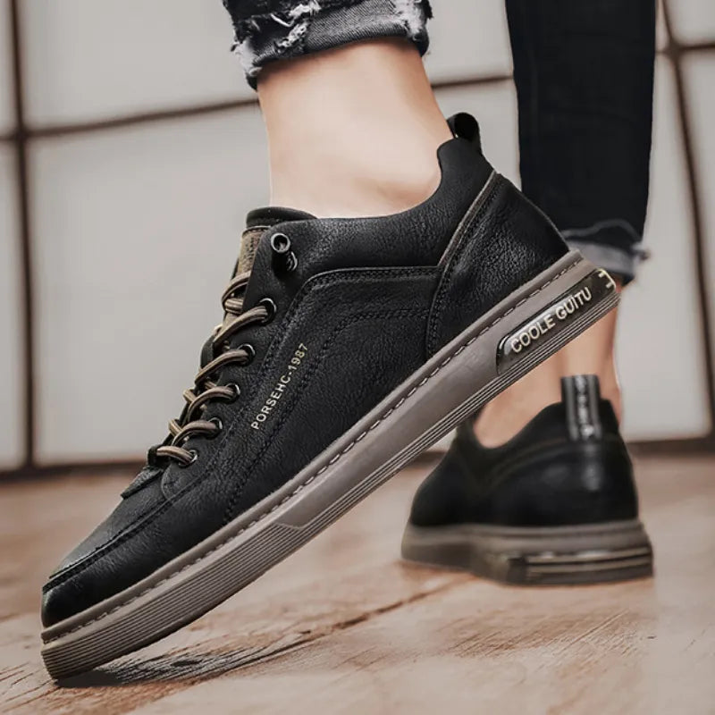 Men Comfortable Flat Sneakers